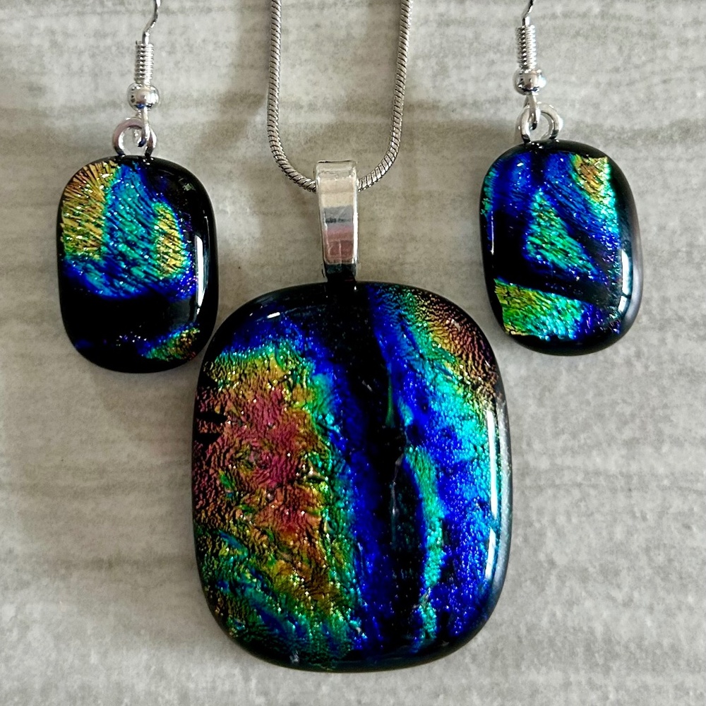 Multi-colored dichroic fused glass pendant and earring set
